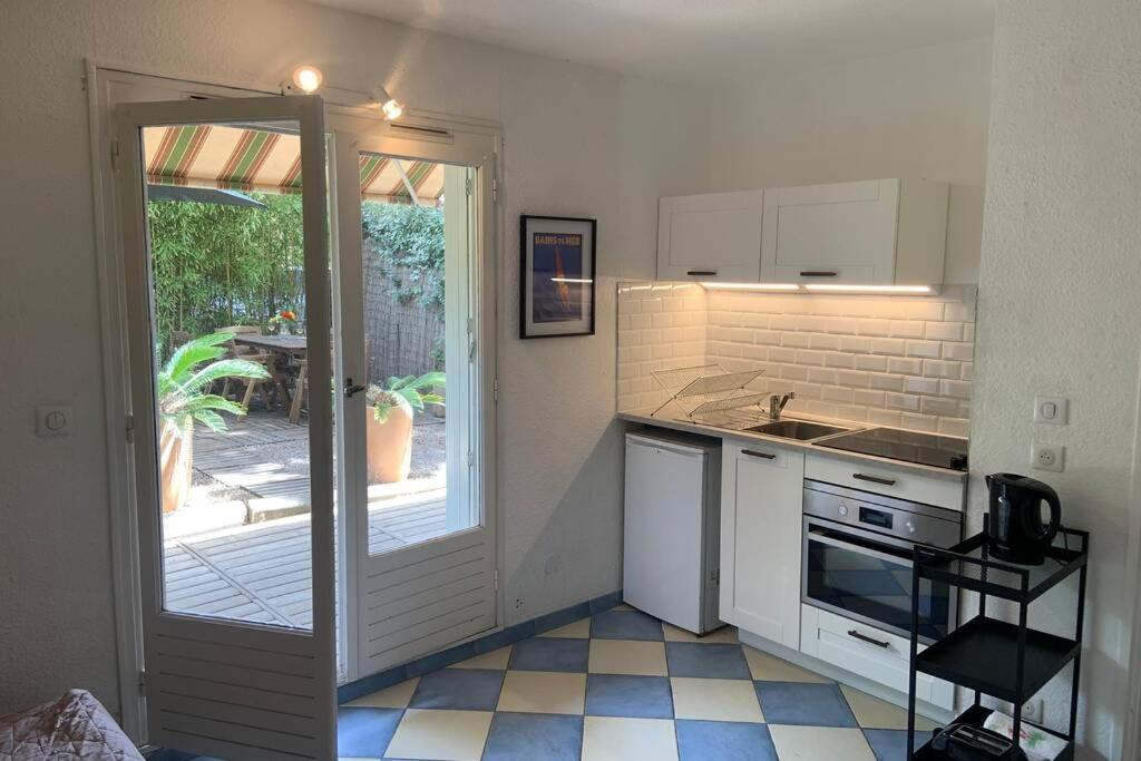Les Bains De Mer Yourhosthelper Apartment Bandol Ngoại thất bức ảnh